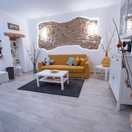 Le Logge Casa Vacanze Montepescali Экстерьер фото
