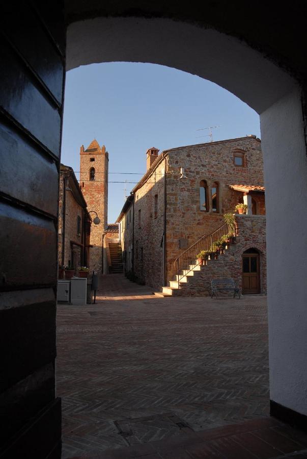 Le Logge Casa Vacanze Montepescali Экстерьер фото