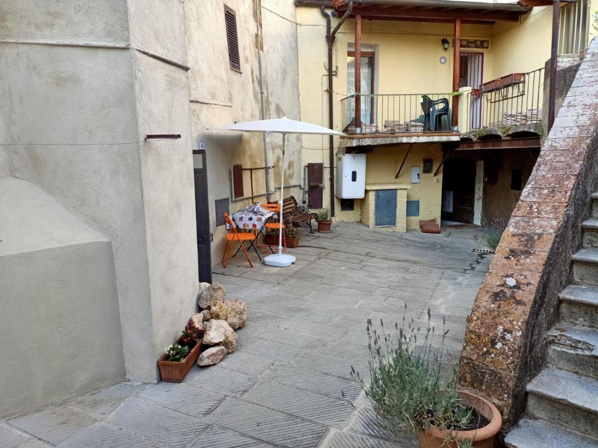 Le Logge Casa Vacanze Montepescali Экстерьер фото