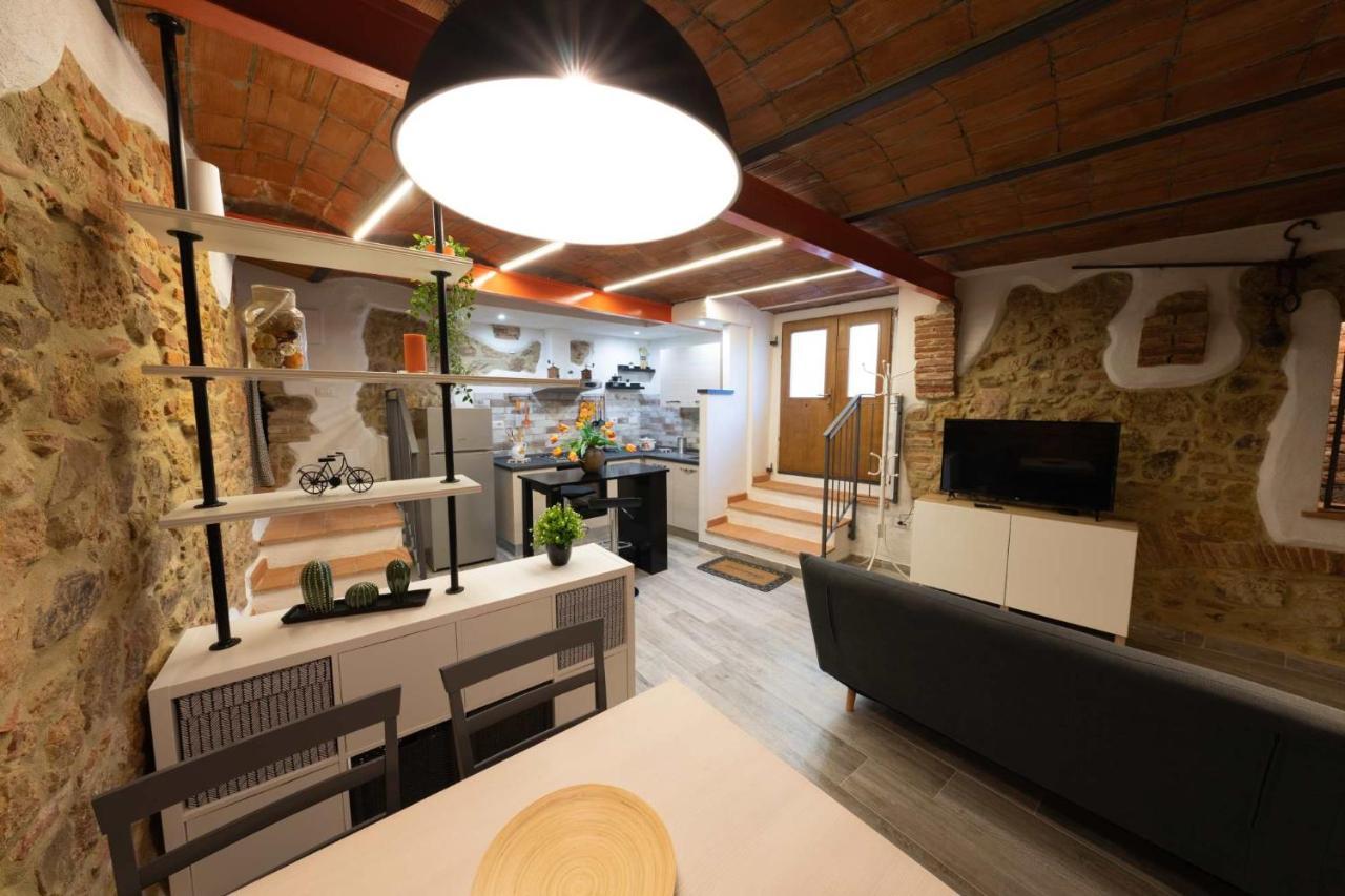 Le Logge Casa Vacanze Montepescali Экстерьер фото