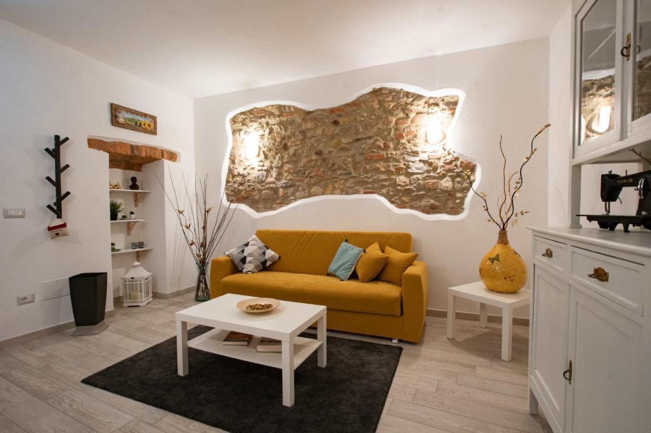 Le Logge Casa Vacanze Montepescali Экстерьер фото